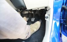 Cara Mengecek Master Kopling Bocor di Mobil Bekas Transmisi Manual