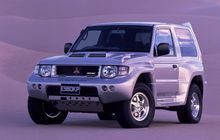 Lebih Mengenal Mitsubishi Pajero Evolution, Tampangnya Garang Mirip Mobil Reli Dakar