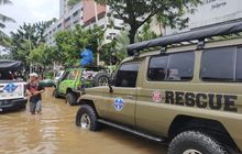 Tim Rescue IMI DKI Jakarta Bantu Korban Banjir Jakarta 2021, Siap Tolong Korban Bencana di Mana Saja