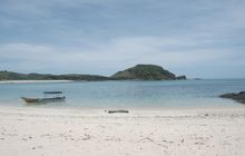 MotoGP Indonesia Memang Beda, di Sirkuit Mandalika Parkiran Aja Ada Pantainya