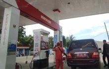 Malah Bisa Bawa Petaka, Ini Bahaya Menggoyang Mobil saat Isi BBM