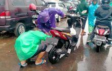 Perlu Tahu, Penanganan Motor Mogok Terobos dan Tergenang Banjir Berbeda