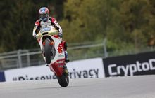Hasil Balap Moto2 Austria 2022 - Ai Ogura Kalahkan Somkiat Chantra, Murid Valentino Rossi Terjatuh
