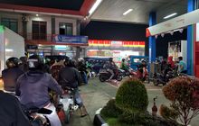 Heboh Kabar Beli Pertalite Wajib Lunas Pajak Kendaraan, Pertamina Bilang Begini