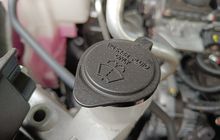 Musim Hujan, Karena Tiga Hal Ini Air Wiper Di Mobil Bekas Jadi Mampet