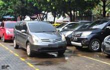 Sering Parkir Mobil di Panas Terik Matahari? Wajib Perhatikan Hal Ini