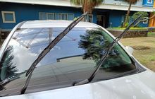 Musim Hujan, Begini Jadinya Kalau Karet Wiper Mobil Bekas Rusak Dipakai Terus