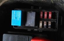 Persiapan Turing Jauh, Sebelum Mogok Begini Ciri Relay Starter Motor Bekas Rusak