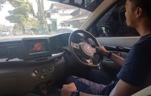 Biar Nggak Baret-baret, Begini Trik Membersihkan Kaca Depan Mobil Bekas Yang Benar