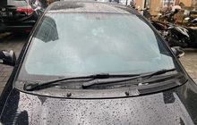 Jamur Kaca Mobil Bisa Disebabkan Dari Air Hujan, Begini Alasannya