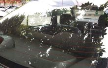 Garis-garis di Kaca Belakang Mobil Ternyata Punya Fungsi Ini