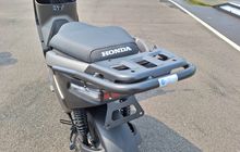 Aksesori Motor Listrik Honda EM1 e: Harganya Setengah Juta, Gunanya Bisa Bawa Apa Saja