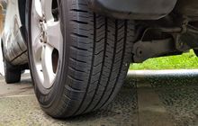 Ini Bahaya Ban Mobil Kedaluwarsa Masih Dipakai Terus, Cek Faktanya
