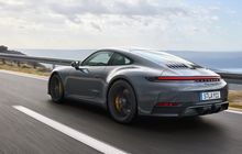 Fakta Menarik Baterai Hybrid Porsche 911, Ringan Tapi Berdaya!