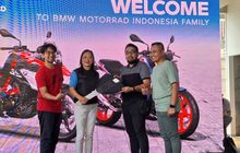 BMW Motorrad Indonesia Serahkan 34 Unit BMW G 310 Generasi Terbaru Ke Pemiliknya