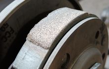 Ternyata Ini Untung Rugi Motor Matic Pakai Kampas Ganda Pantekan