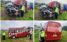 Atap HiAce DayTrans Gepeng di Tol Cisumdawu, Petaka Sopir Lalai