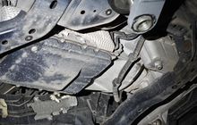 Hati-hati, Ini Bahaya Oli Transmisi Mobil Matik Bekas Rembes Dibiarkan