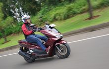Honda PCX 160 RoadSync Sabet Gelar Rookie of The Year di OTOMOTIF Award 2025, Ini Sebabnya
