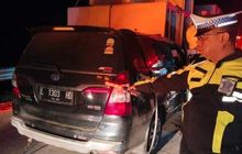 Innova Isi 4 Orang Menancap di Bak Belakang Truk, Balita Jadi Satu-satunya yang Selamat