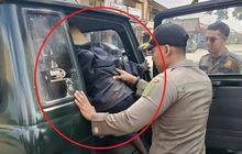 Tua Jengkelin, Pol PP Jambak Pengemis Onar Hobi Tarik Tangan dan Lempari Batu Pengendara