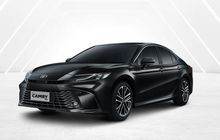 Cocok Buat yang Mau Sedan Bernuansa Mewah, Segini Harga Toyota Camry HEV