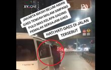 Pulogadung Mencekam, Sopir Daihatsu Luxio Dipalak Pria Bersajam Terang-terangan di Lampu Merah