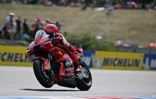 Sempat Sengaja Ngalah ke Acosta, Marc Marquez Menang Sprint MotoGP Ceko 2025