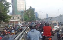 Jalan TB Simatupang Kini Menyebalkan, Lima Biang Kerok Kemacetan Terungkap