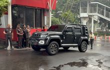 Dua Mobil Noel Ebenezer Mercy W206 dan BAIC BJ40 Terendus KPK, Disita Setelah Disembunyikan Anak