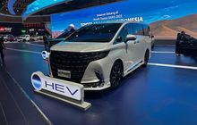 Wholesales Denza D9 vs Toyota Alphard, Siapa Juara Agustus 2026?
