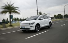 Baterai Besar Jarak Tempuh Jauh, Ini Konsumsi Listrik Aletra L8