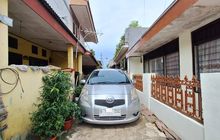 Masuk Jalan Kecil Tanpa Panik, Ini Cara Mudah Mengukur Bodi Mobil