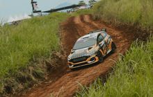 Dominasi di Tengah Hujan! Dewa United Motorsports Sapu Bersih Podium Final Sprint Rally