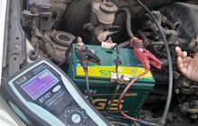 Kapan Harus Ganti Aki Mobil? Ini Patokan Umum Usia Pakainya!