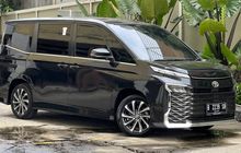 Mobil Bekas MPV Pintu Geser Toyota Voxy 2022 Cicilan Rp 9 Jutaan