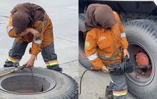 Angkat Topi Buat Ibu Siti Aisyah, Pilih Jadi Tukang Tambal Ban Truk Demi Tujuan Mulia Ini