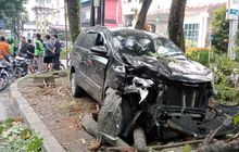 Tragedi Tragis Ayah Dorong Motor Kehabisan Bensin, Nyawa Tercabut di Ujung Bodi Avanza Hitam