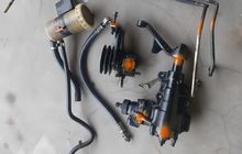 Power Steering Mobil Terasa Berat Bisa Dipicu Oli Mulai Kotor