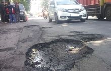 Seperti Proyek Abadi, Ini Alasan Aspal Jalan Rata-rata Cepat Rusak Tiap Musim Hujan