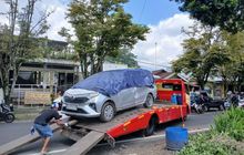 Teka-teki Sigra Membara di SPBU Gontor, Temuan Benda Tak Wajar di Jok