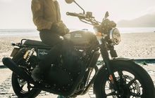 Kelihatan Berat, Ini Komentar Perempuan Setelah Coba Royal Enfield