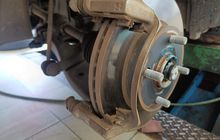 Pemilik Mobil Wajib Tahu, Ini Manfaat Bersihkan Rem Mobil Berkala