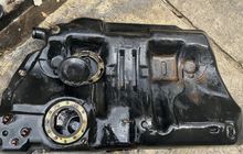 Perlukah Tangki Bensin Mobil Dikuras? Ini Manfaatnya bagi Mobil