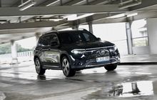 Punya Soket CCS2, Secepat Apa Ngecas Baterai Mercedes-Benz EQB 250+?