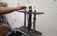 Ramah di Kantong, Segini Biaya Servis Sokbreker Belakang Bawaan Motor