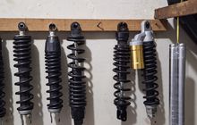 Harga Lebih Murah, Begini Efek Negatif Pasang Sokbreker Motor Palsu