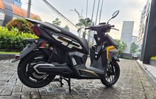 Mudahkan Perempuan Saat Parkir, Mundurkan Motor Listrik Cukup Dengan Sentuhan Jari