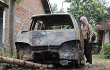 Espass 1995 Berakhir Kandas di Pagi Hari, Petaka Muncul dari Bawah Jok