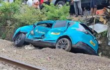 Terlibat Kecelakaan Kereta di Bekasi, Perusahaan Taksi Listrik Green SM Bakal Dievaluasi Kemenhub